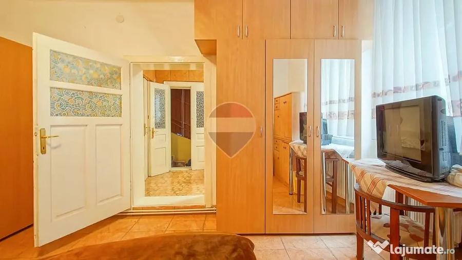 Casă cu 3 camere cu Teren 104 Mp în Central