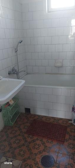 Casă cu 4 camere cu Teren 399 Mp în Central