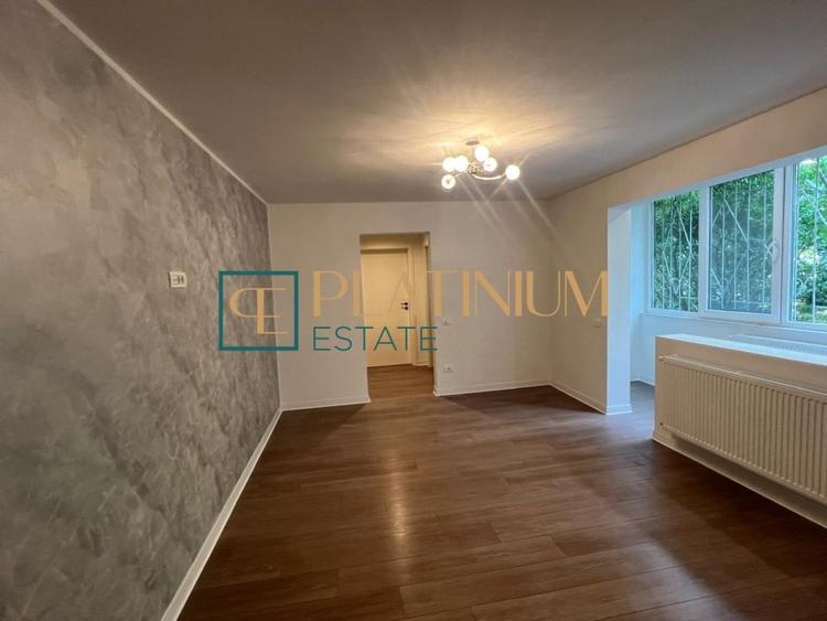 Apartament cu 2 camere semidecomandat, mobilat în Gheorghe Lazăr