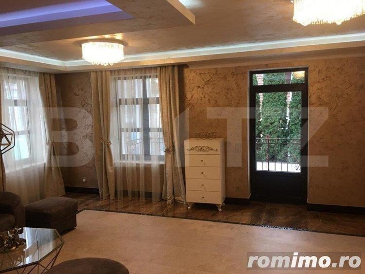 Apartament cu 3 camere decomandat în Sud