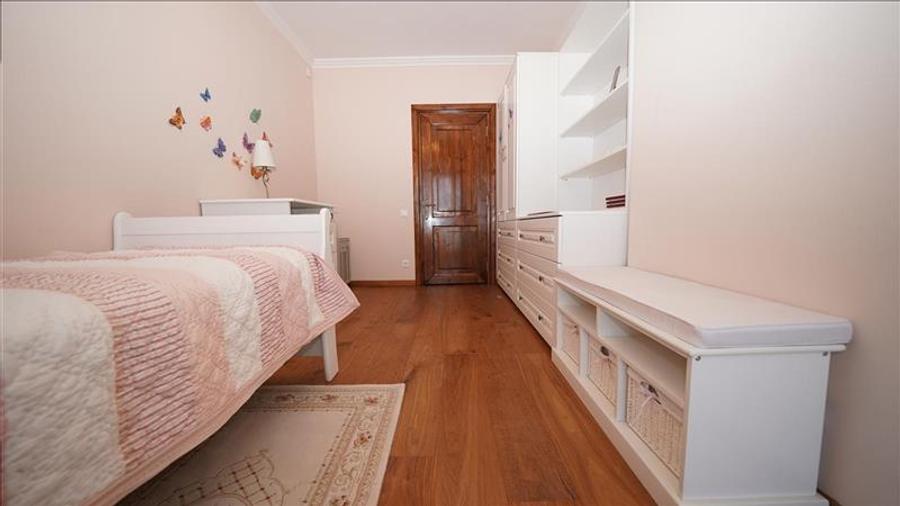 Apartament cu 3 camere decomandat în Iosia