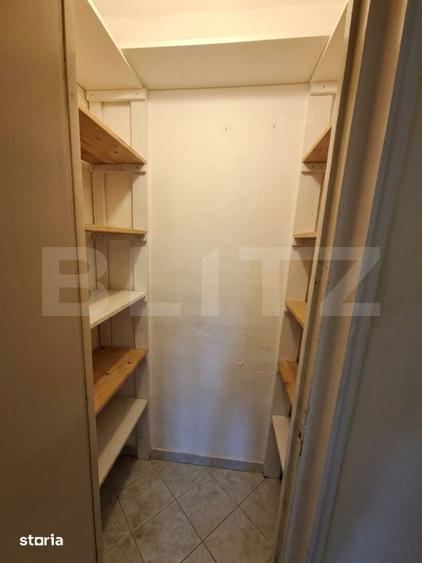 Apartament cu 3 camere în Dâmbu Pietros