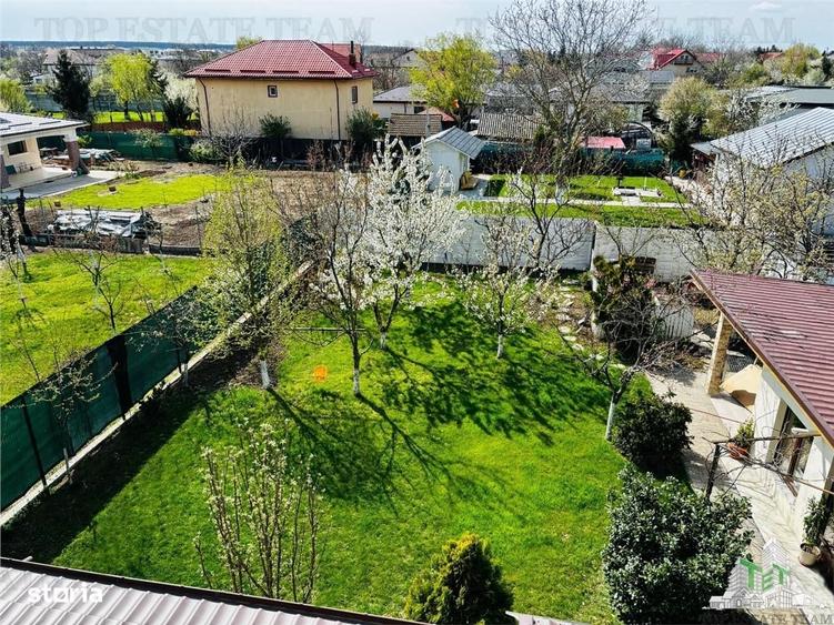 Casă cu 4 camere în Ostratu