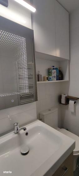 Apartament cu 2 camere semidecomandat în Central