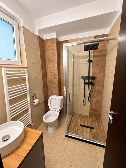 Apartament cu 3 camere decomandat în Nord