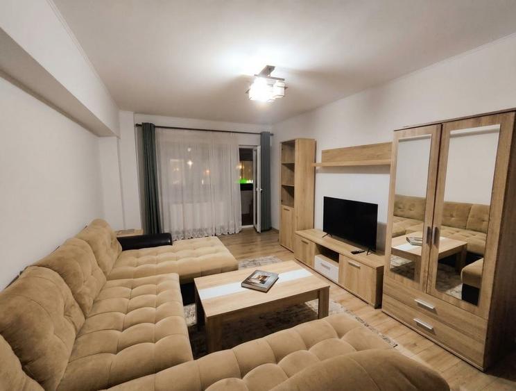 Apartament cu 2 camere decomandat în Nicolina