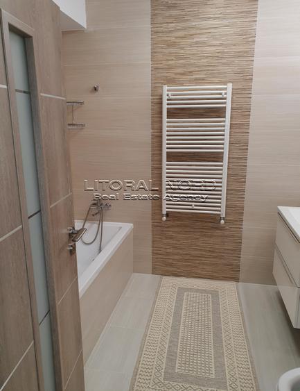 Apartament cu 2 camere decomandat, mobilat în Sat Vacanță