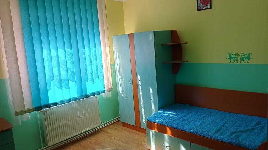 Apartament cu 2 camere decomandat în Vasile Aaron