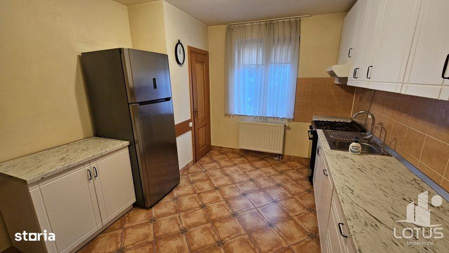 Casă cu 4 camere în Tudor
