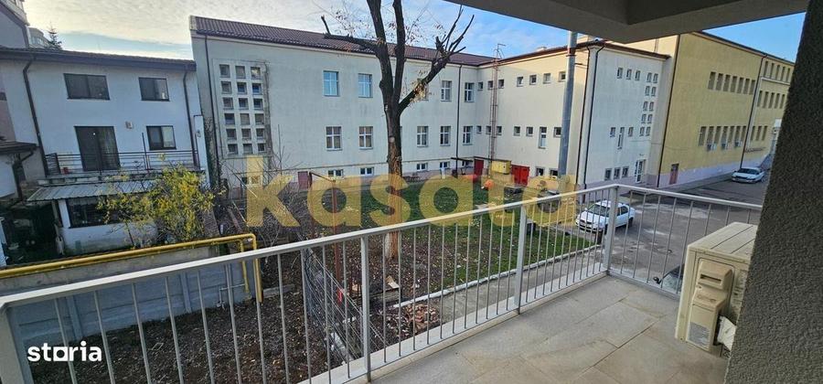 Apartament cu 2 camere decomandat în Tei