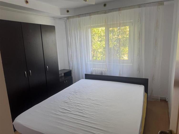 Apartament cu 2 camere decomandat în Dacia