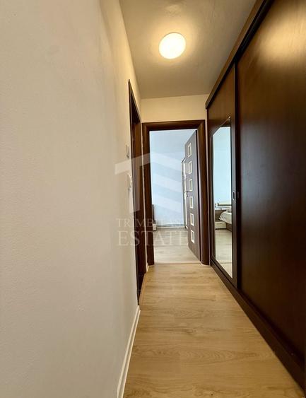 Apartament cu 3 camere decomandat, mobilat în Complex Studențesc