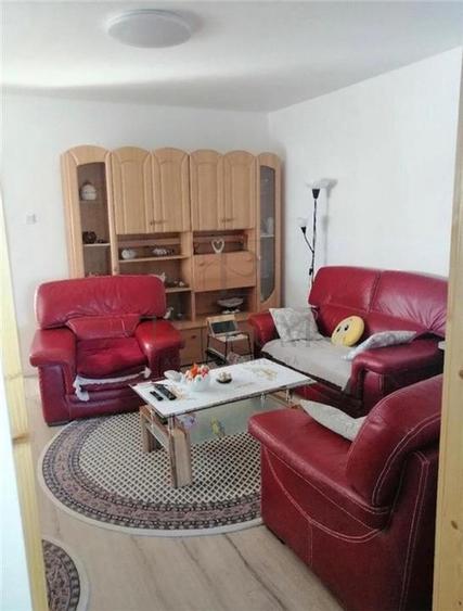 Casă individuală cu 3 camere cu Piscina în Braytim