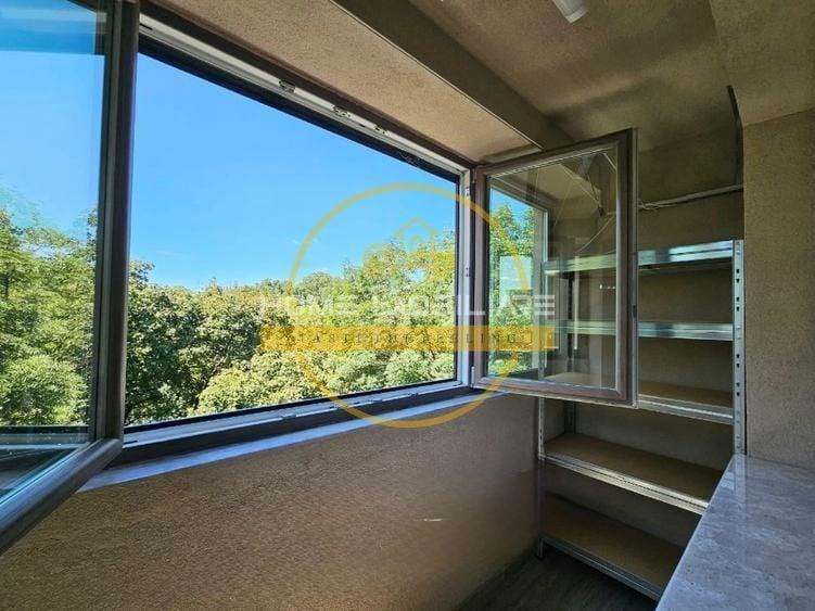 Apartament cu 2 camere decomandat, mobilat în Tătărași
