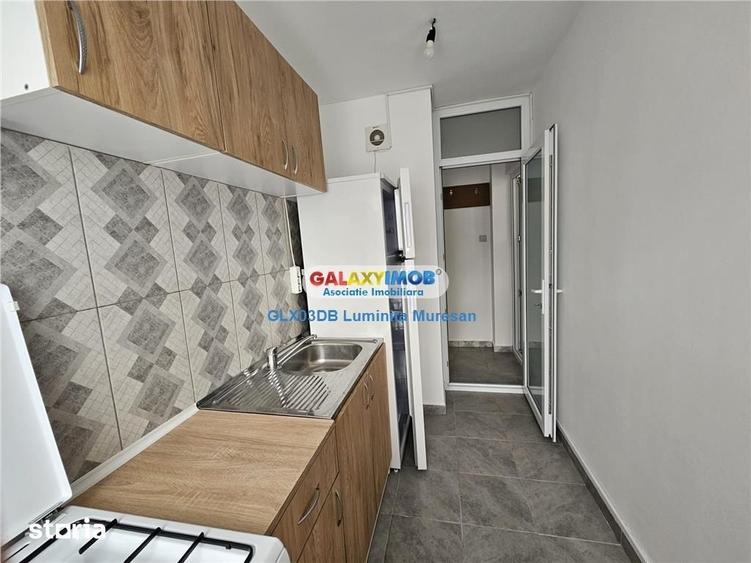 Apartament cu 2 camere semidecomandat, mobilat în Micro 6