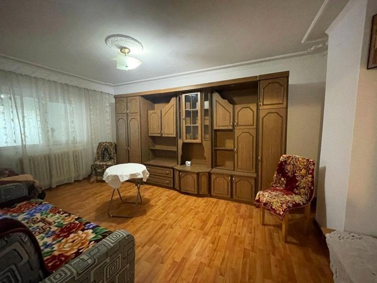 Apartament cu 2 camere semidecomandat, mobilat în Metalurgie