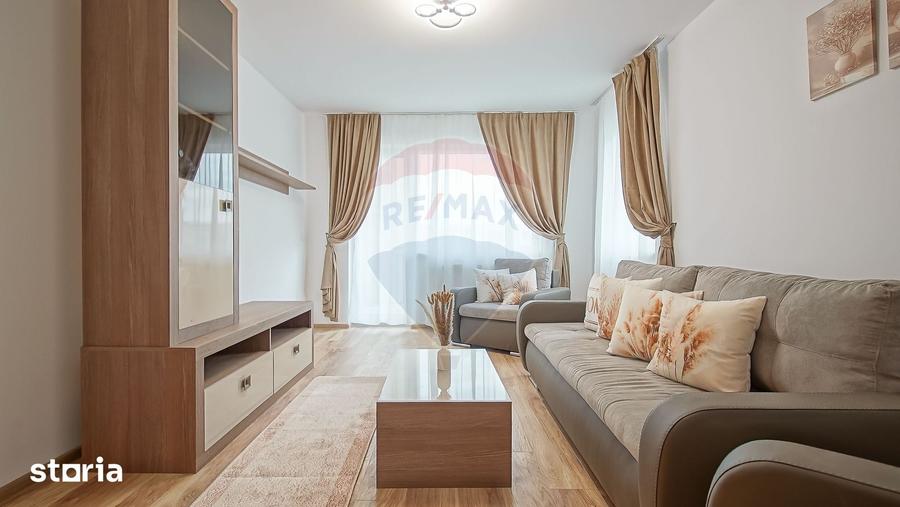 Apartament cu 3 camere în Tractorul