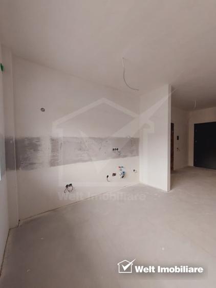 Apartament cu 2 camere semidecomandat în Mărăști