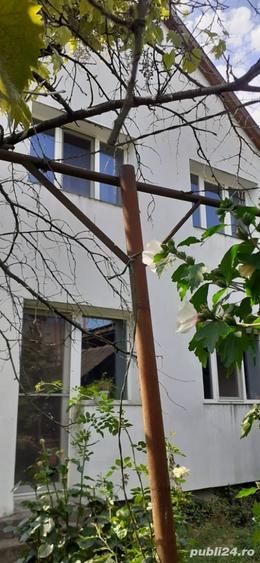 Casă cu 4 camere cu Teren 710 Mp în Central
