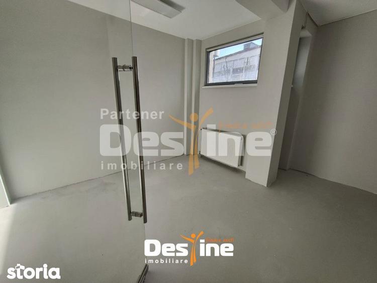 Spațiu comercial, de 470 mp, în Central