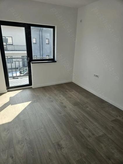 Casă cu 4 camere cu Teren 130 Mp în Central