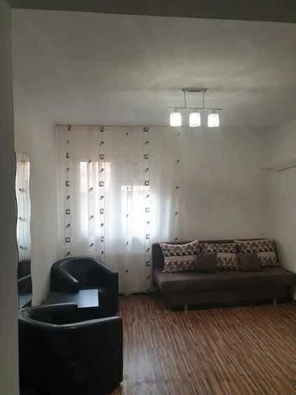Apartament cu 2 camere semidecomandat în Alexandru Obregia