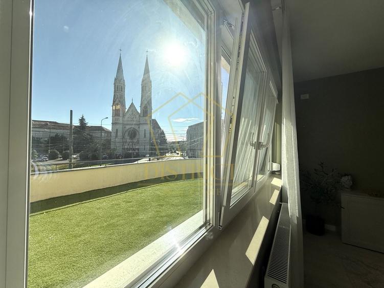 Apartament premium cu 3 camere decomandat | Piata Balcescu - 14