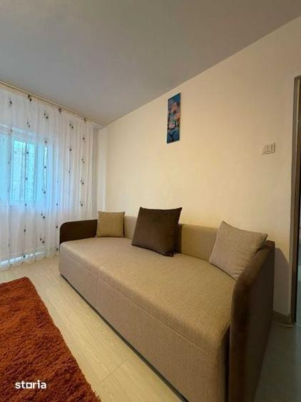 Apartament cu 2 camere decomandat în Centrul Civic