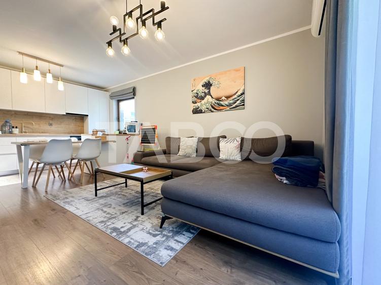 Apartament cu 3 camere de vanzare in cartierul Europa cu garaj - 1