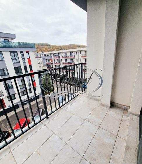 Apartament cu 2 camere semidecomandat, mobilat în Florești
