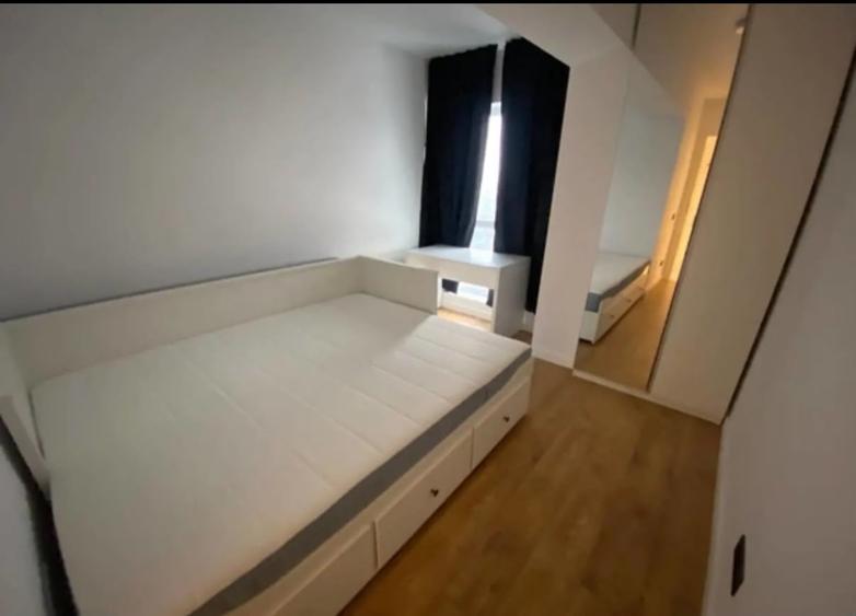 Apartament cu 2 camere decomandat în Olteniței
