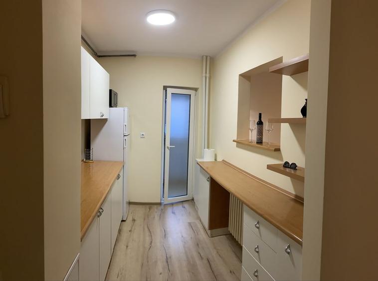 Apartament cu 2 camere decomandat în City Park Mall