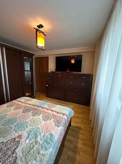 Apartament cu 3 camere decomandat, mobilat în Lujerului
