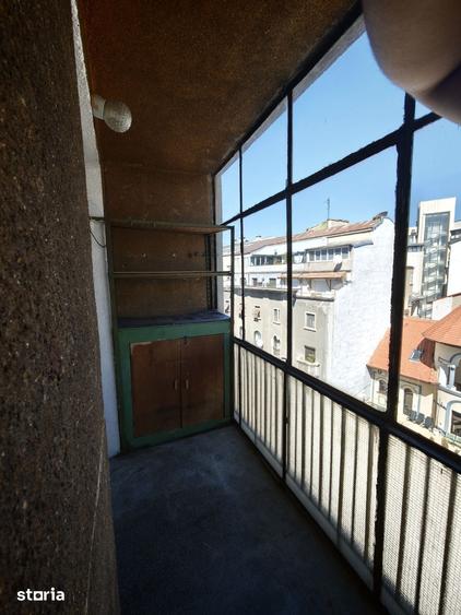 Apartament cu 3 camere decomandat în Cișmigiu