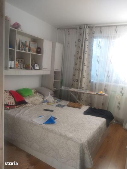 Apartament cu 2 camere semidecomandat în Calea București
