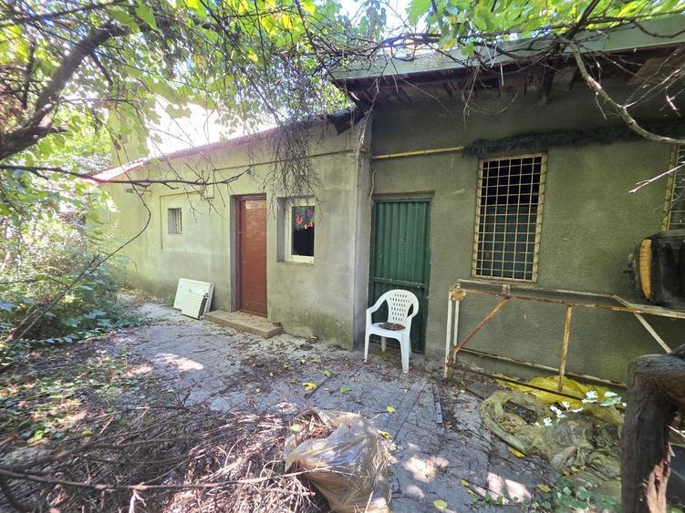 Casă individuală cu 2 camere cu Canalizare în Militari