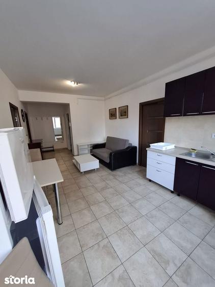 Apartament cu 3 camere decomandat în Baciu
