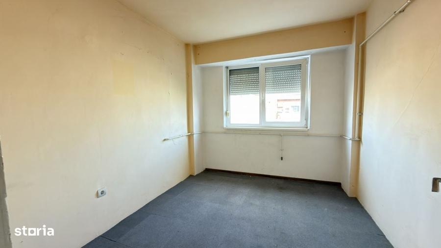 Apartament 4 camere Etaj IV, MV1, Zona Ludy - Str. Regele Ferdinand I - 19