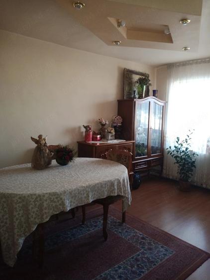 Apartament cu 4 camere decomandat în Tudor Vladimirescu
