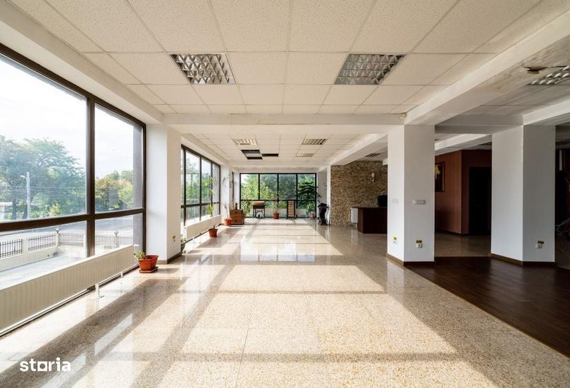 Spațiu comercial, de 760 mp, în Mogoșoaia
