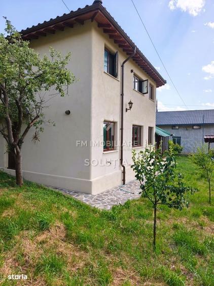 Casă cu 3 camere cu Teren 1100 Mp în Central