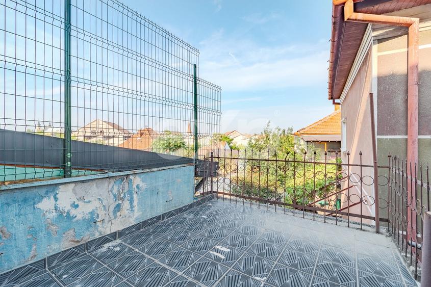 Casă individuală cu 4 camere cu Canalizare în Dealuri Oradea