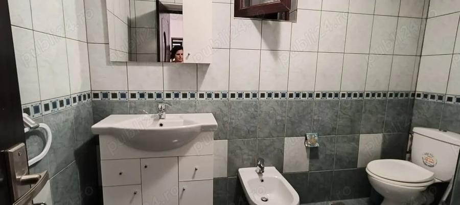 Apartament cu 3 camere decomandat în Bucium