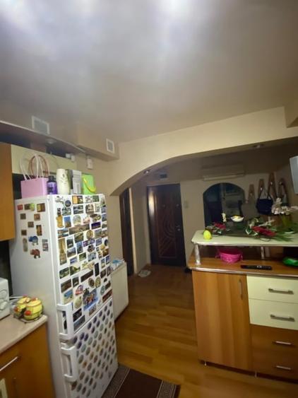 Apartament cu 3 camere decomandat, mobilat în 1 Mai