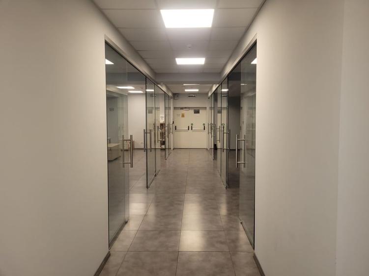 Spațiu comercial, de 500 mp, în Central