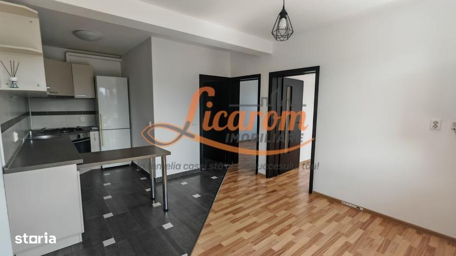 Apartament cu 3 camere, mobilat în Central