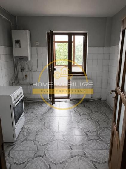 Apartament cu 2 camere decomandat în Nicolina