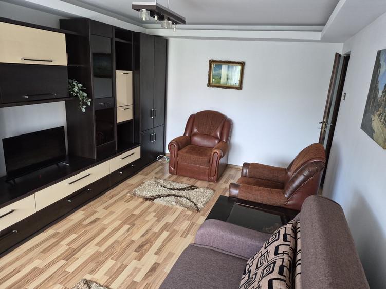 Apartament cu 2 camere decomandat în Popoveni