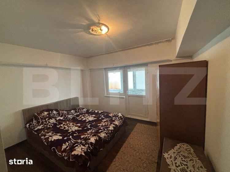 Apartament cu 2 camere decomandat în Craiovița Nouă