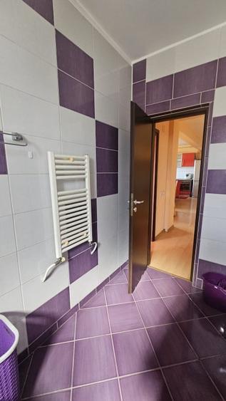 Apartament cu 2 camere semidecomandat în Florești